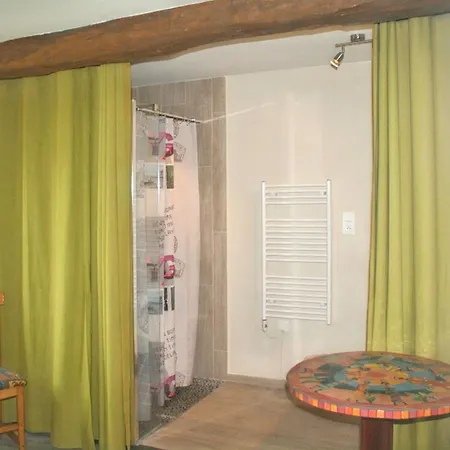Maison Confortable A Avec Piscine Partagee Holiday home *