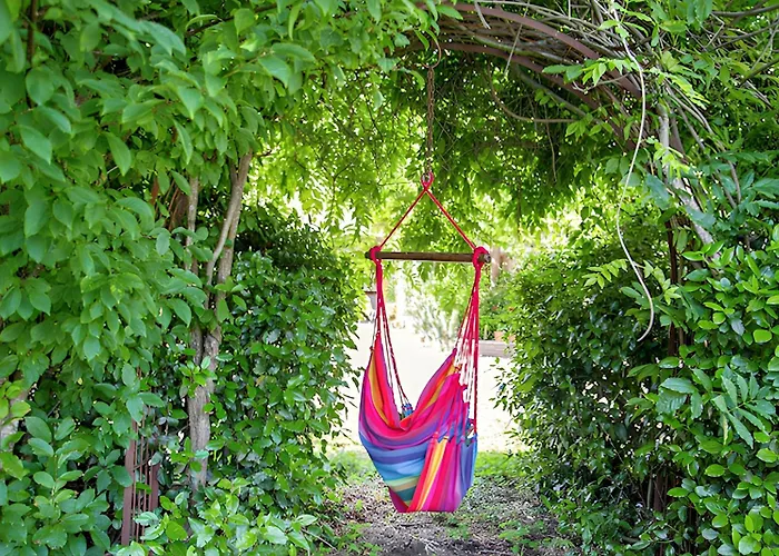 Maison Confortable à Avec Piscine Partagée Duravel